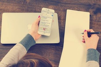 Fitting language study in busy life
